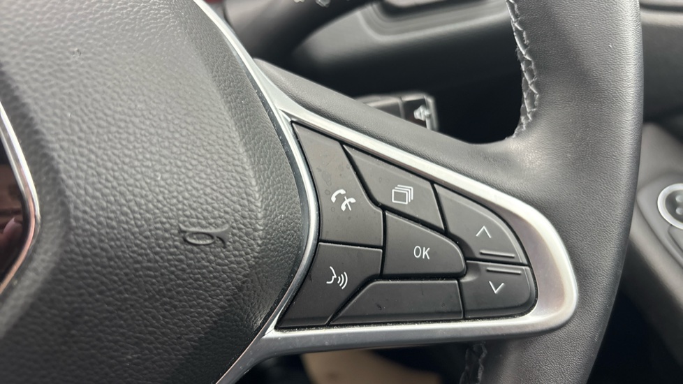 Renault Clio 1.6 E-TECH full hybrid 145 Evolution 5dr Auto Hybrid Hatchback - Image 42