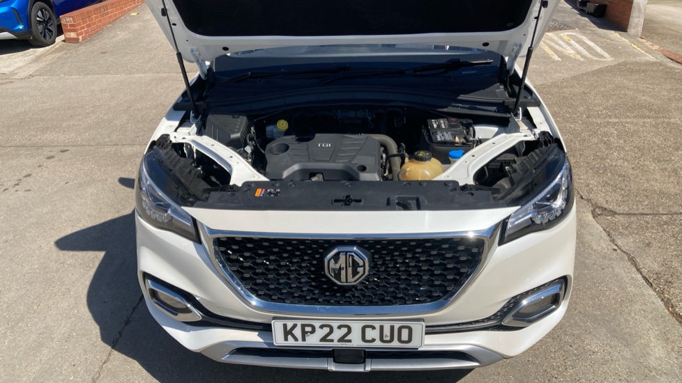 MG HS 1.5 T-GDI Excite 5dr DCT Petrol Hatchback - Image 8