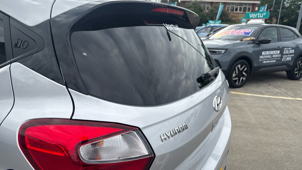 Hyundai i10 1.2 MPi Premium 5dr Auto Petrol Hatchback - Image 27