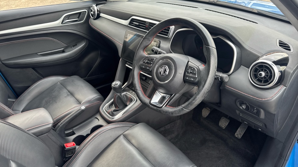 MG ZS 1.5 VTi-TECH Exclusive 5dr Petrol Hatchback - Image 11