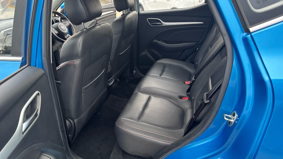 MG ZS 1.5 VTi-TECH Exclusive 5dr Petrol Hatchback - Image 16