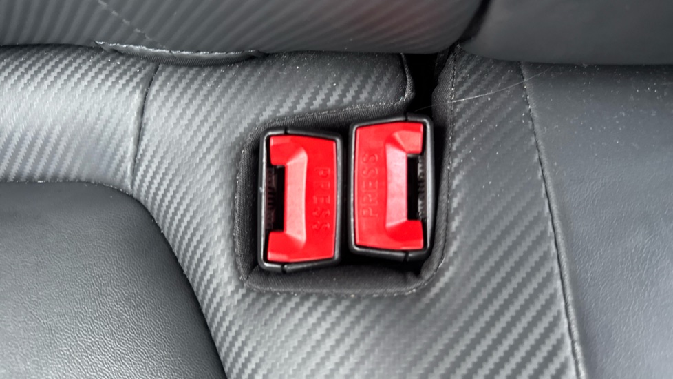 MG ZS 1.5 VTi-TECH Exclusive 5dr Petrol Hatchback - Image 17