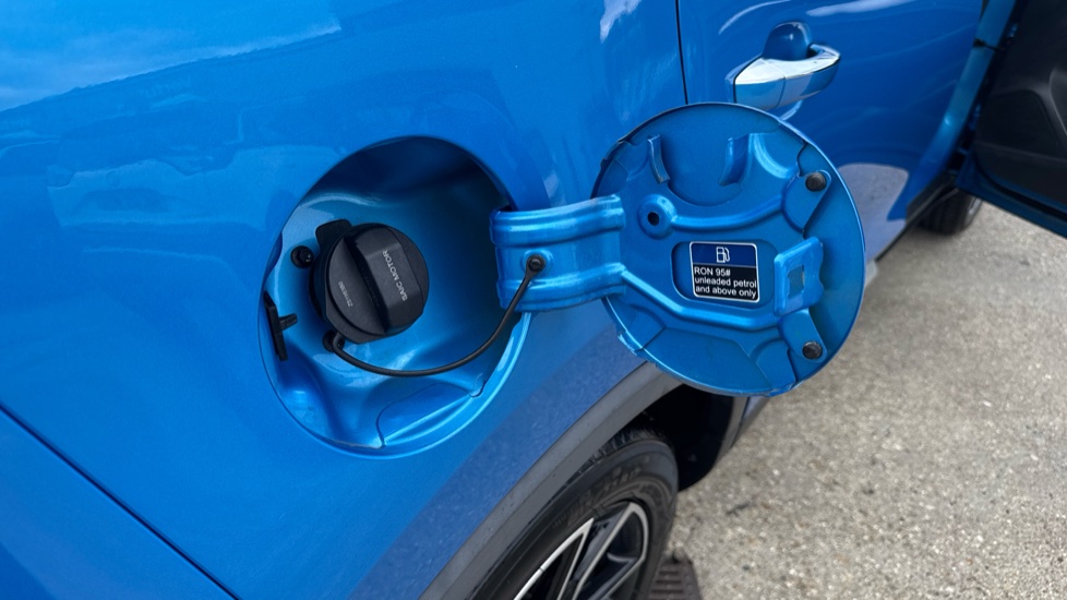 MG ZS 1.5 VTi-TECH Exclusive 5dr Petrol Hatchback - Image 30