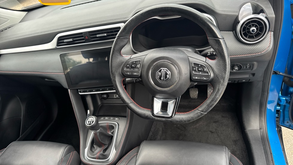 MG ZS 1.5 VTi-TECH Exclusive 5dr Petrol Hatchback - Image 35