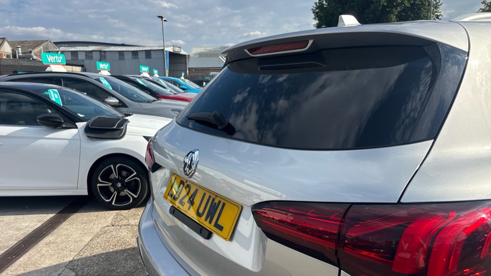 MG HS 1.5 T-GDI PHEV Trophy 5dr Auto Hatchback - Image 27
