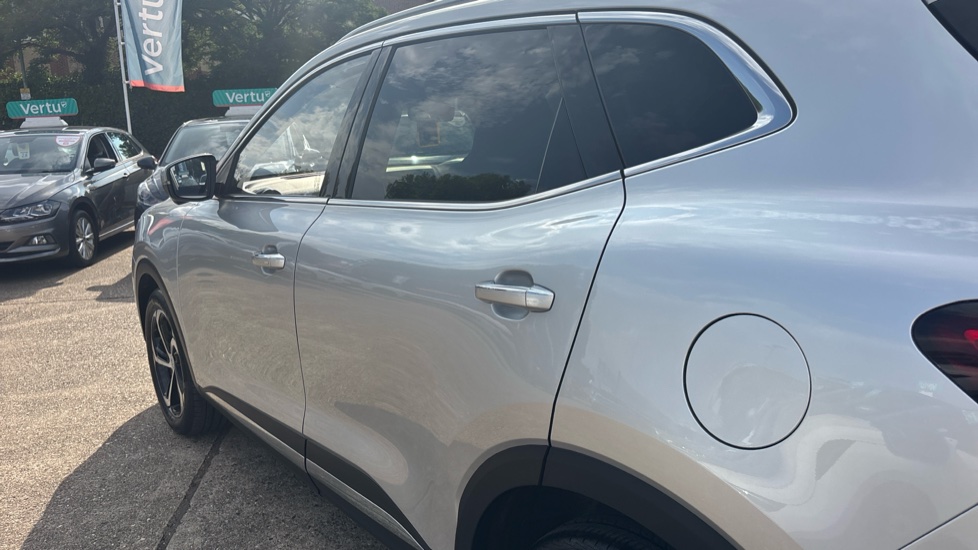 MG HS 1.5 T-GDI PHEV Trophy 5dr Auto Hatchback - Image 34