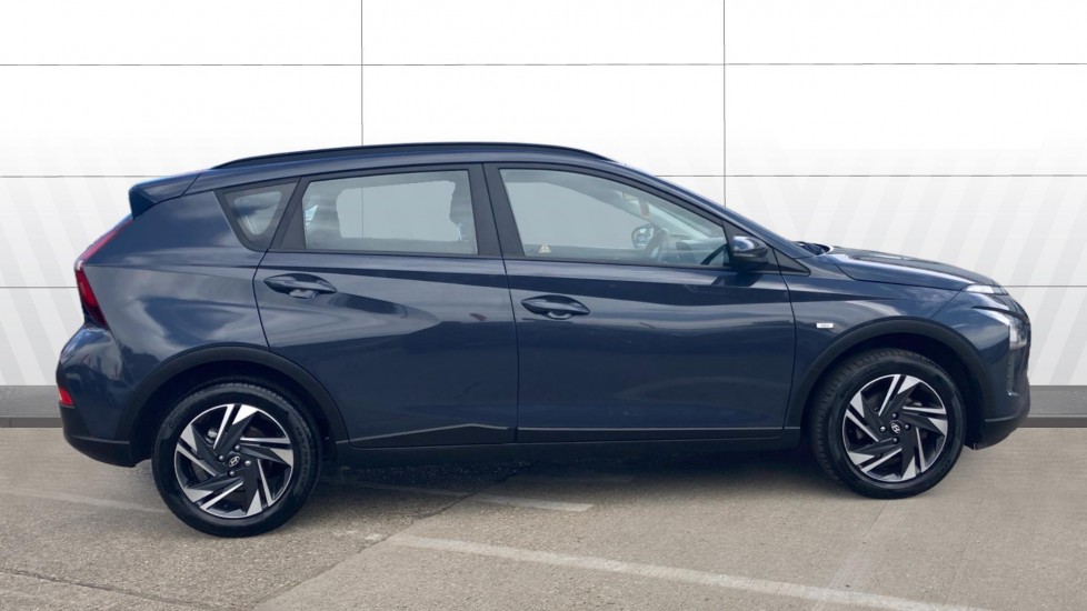 Hyundai BAYON 1.0 TGDi 48V MHEV SE Connect 5dr DCT Petrol Hatchback - Image 5