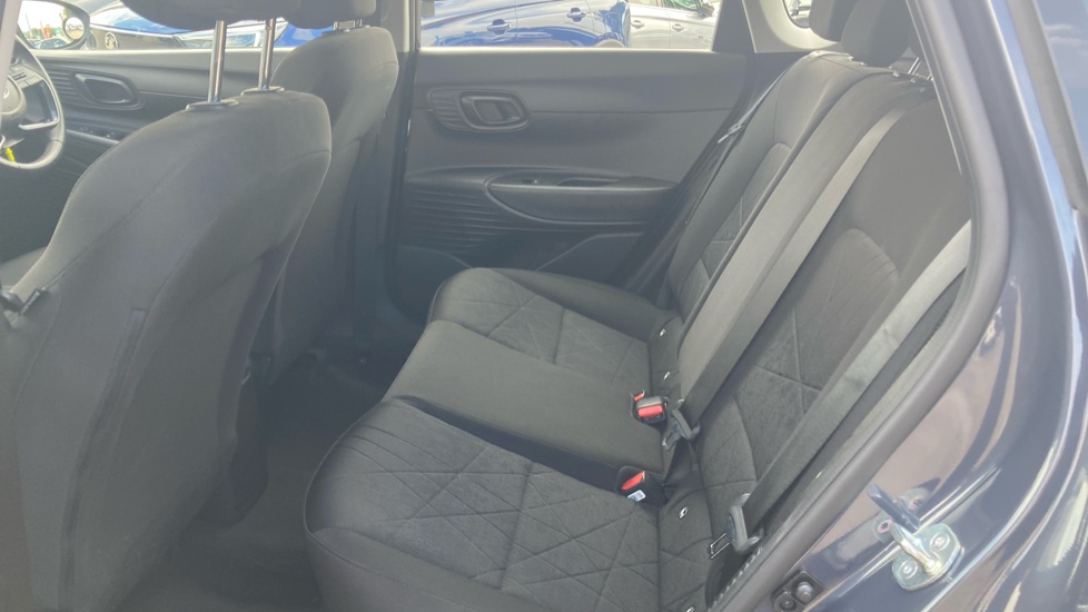 Hyundai BAYON 1.0 TGDi 48V MHEV SE Connect 5dr DCT Petrol Hatchback - Image 16