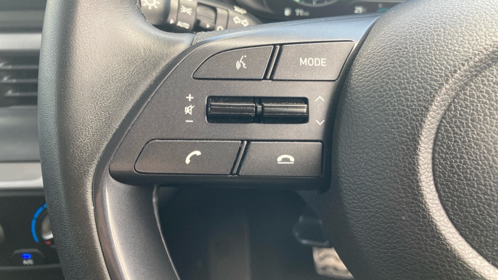 Hyundai BAYON 1.0 TGDi 48V MHEV SE Connect 5dr DCT Petrol Hatchback - Image 29