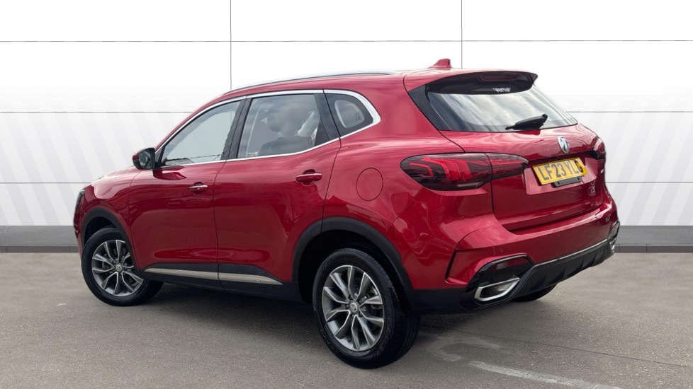 MG HS 1.5 T-GDI SE 5dr DCT Petrol Hatchback - Image 2