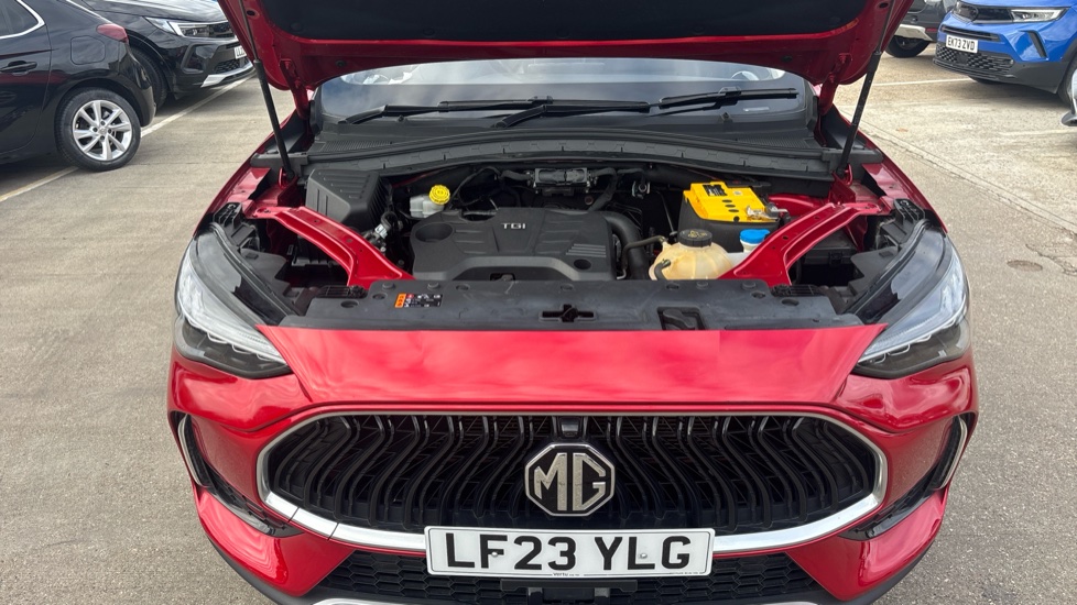 MG HS 1.5 T-GDI SE 5dr DCT Petrol Hatchback - Image 8