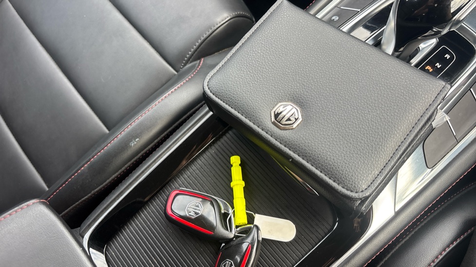 MG HS 1.5 T-GDI SE 5dr DCT Petrol Hatchback - Image 19