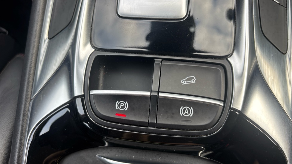 MG HS 1.5 T-GDI SE 5dr DCT Petrol Hatchback - Image 41