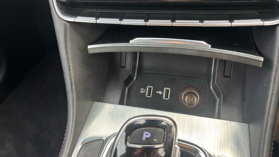 MG HS 1.5 T-GDI SE 5dr DCT Petrol Hatchback - Image 43