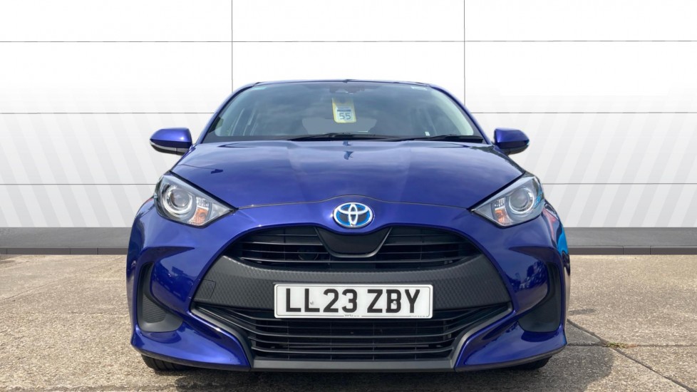 Toyota Yaris 1.5 Hybrid Icon 5dr CVT Hybrid Hatchback - Image 3