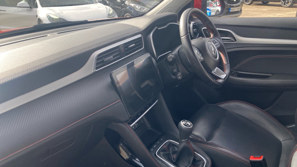 MG ZS 1.5 VTi-TECH Exclusive 5dr Petrol Hatchback - Image 9