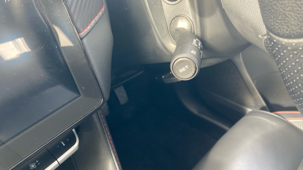 MG ZS 1.5 VTi-TECH Exclusive 5dr Petrol Hatchback - Image 23