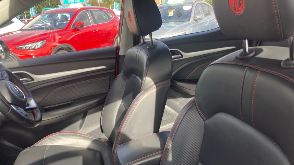 MG ZS 1.5 VTi-TECH Exclusive 5dr Petrol Hatchback - Image 27