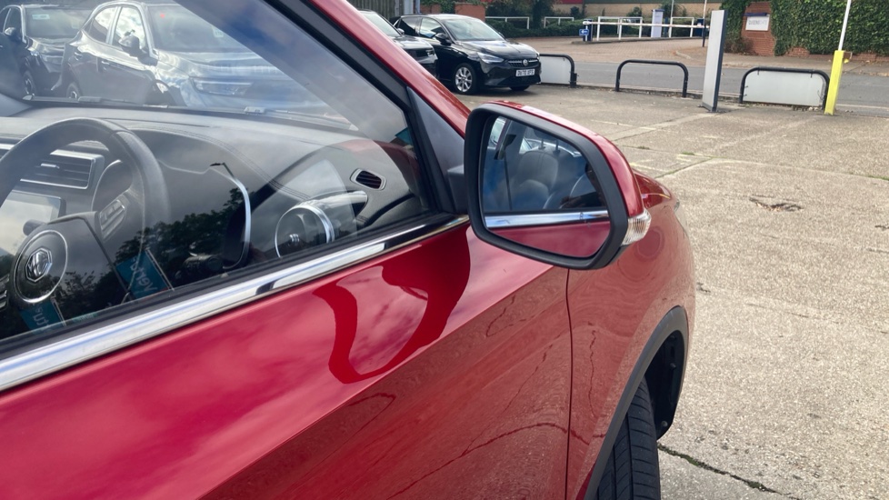 MG ZS 1.5 VTi-TECH Exclusive 5dr Petrol Hatchback - Image 41