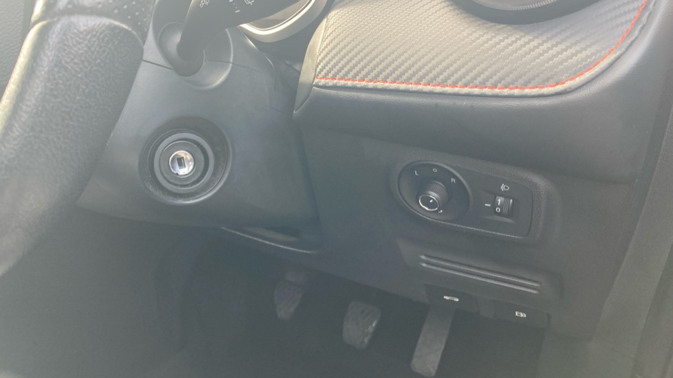 MG ZS 1.5 VTi-TECH Exclusive 5dr Petrol Hatchback - Image 45