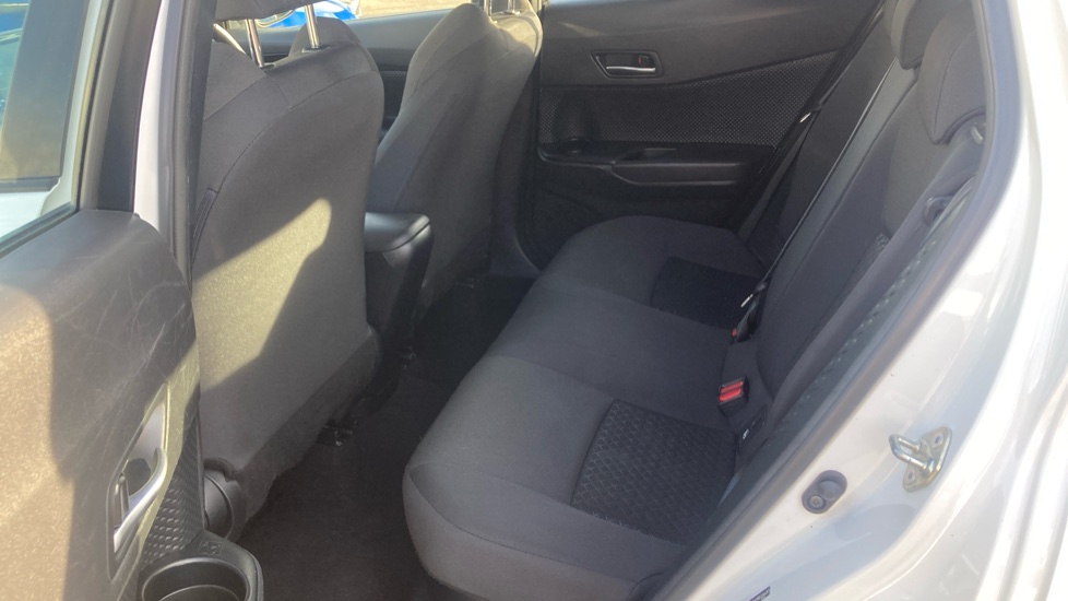 Toyota C-HR 1.8 Hybrid Icon 5dr CVT Hybrid Hatchback - Image 16