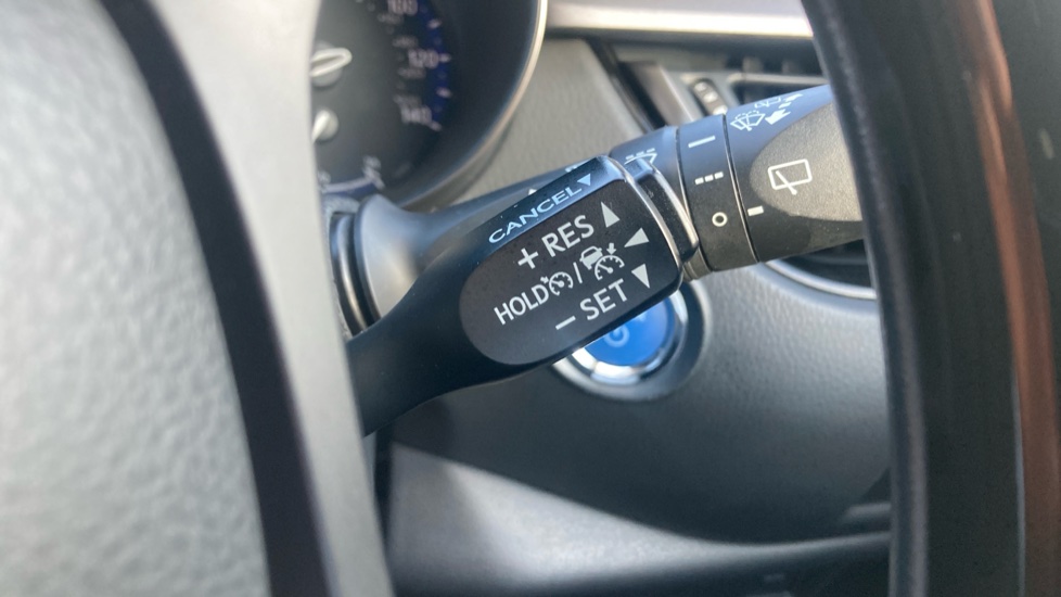 Toyota C-HR 1.8 Hybrid Icon 5dr CVT Hybrid Hatchback - Image 35