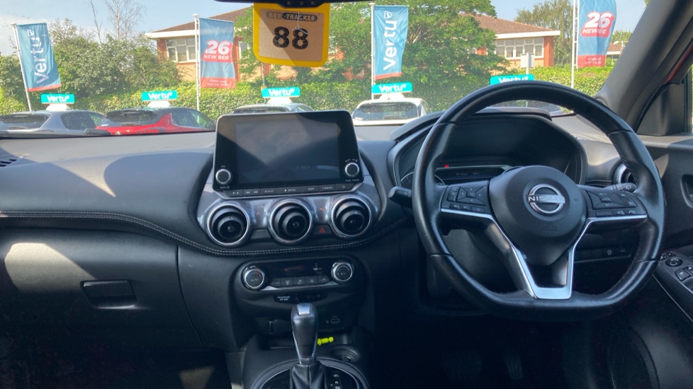 Nissan Juke 1.0 DiG-T 114 N-Connecta 5dr DCT Petrol Hatchback - Image 10