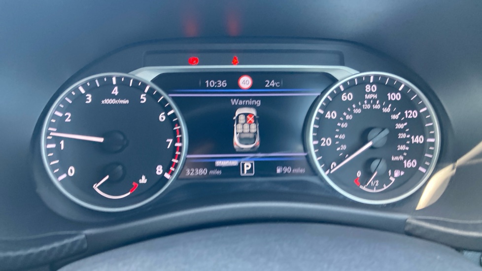 Nissan Juke 1.0 DiG-T 114 N-Connecta 5dr DCT Petrol Hatchback - Image 18