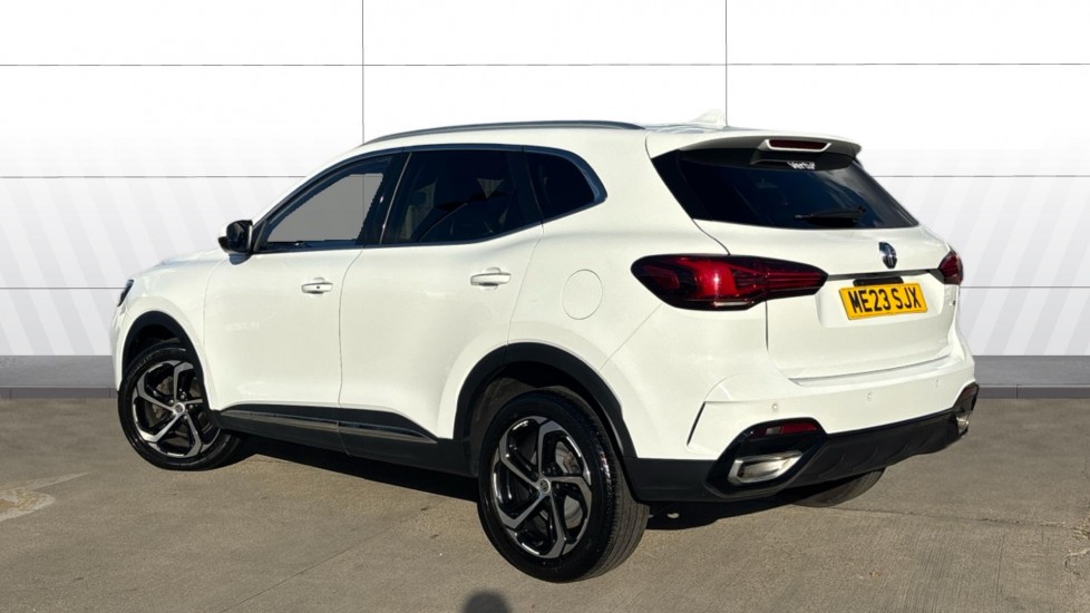 MG HS 1.5 T-GDI Trophy 5dr DCT Petrol Hatchback - Image 2