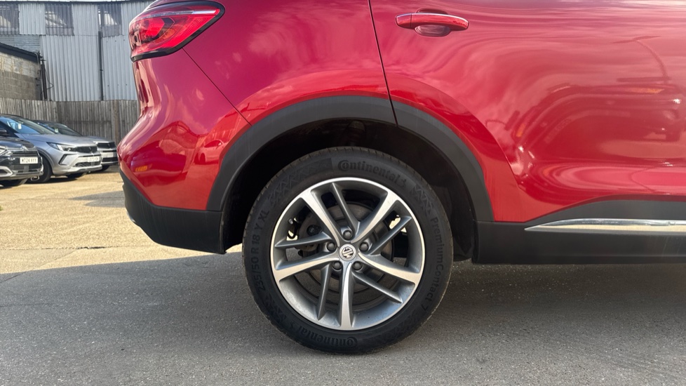 MG HS 1.5 T-GDI Excite 5dr DCT Petrol Hatchback - Image 7