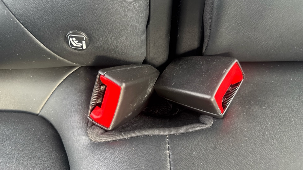 MG HS 1.5 T-GDI Excite 5dr DCT Petrol Hatchback - Image 17
