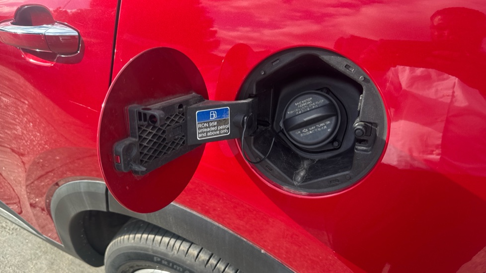 MG HS 1.5 T-GDI Excite 5dr DCT Petrol Hatchback - Image 24