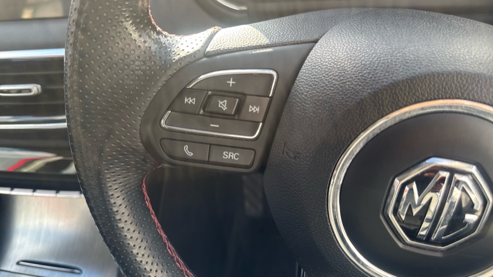 MG HS 1.5 T-GDI Excite 5dr DCT Petrol Hatchback - Image 41