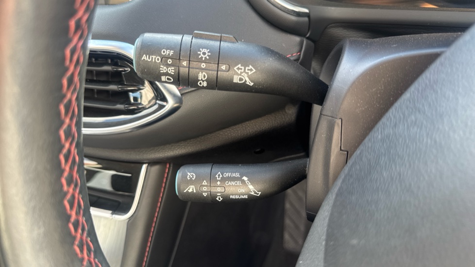 MG HS 1.5 T-GDI Excite 5dr DCT Petrol Hatchback - Image 43