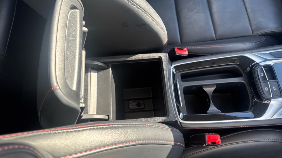 MG HS 1.5 T-GDI Excite 5dr DCT Petrol Hatchback - Image 50