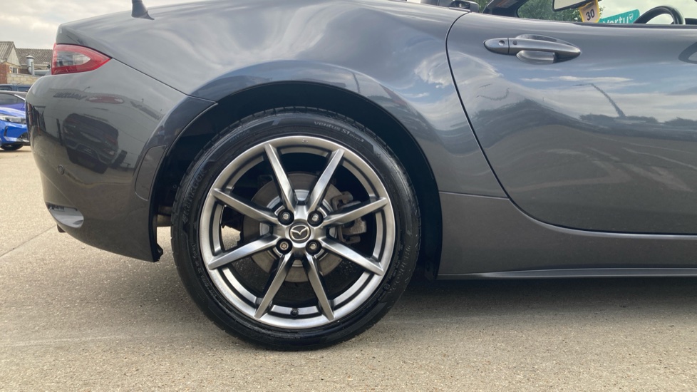 Mazda MX-5 2.0 Sport Nav 2dr Petrol Convertible - Image 7