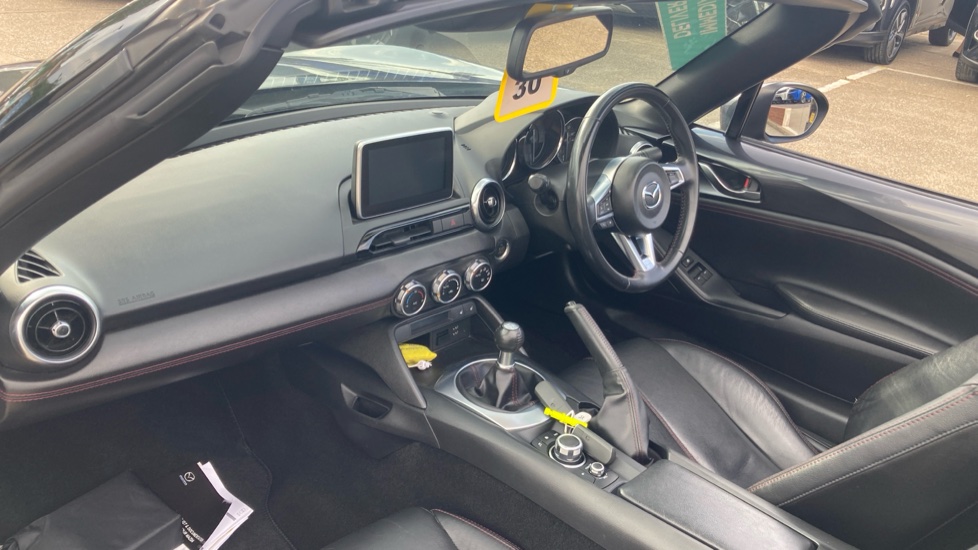 Mazda MX-5 2.0 Sport Nav 2dr Petrol Convertible - Image 9