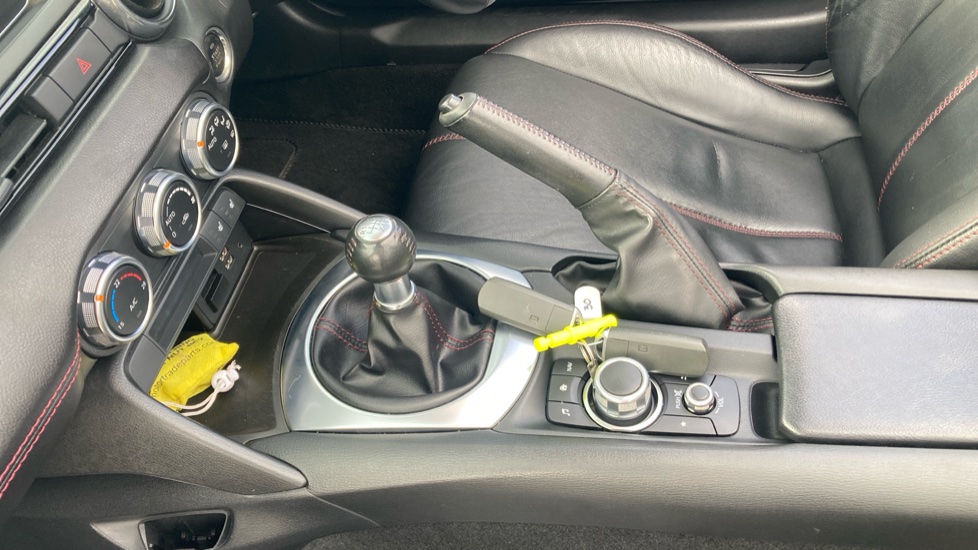 Mazda MX-5 2.0 Sport Nav 2dr Petrol Convertible - Image 13