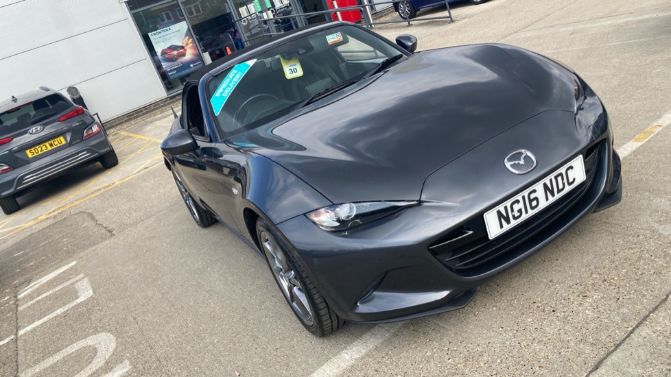 Mazda MX-5 2.0 Sport Nav 2dr Petrol Convertible - Image 35