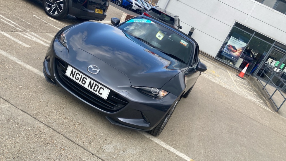 Mazda MX-5 2.0 Sport Nav 2dr Petrol Convertible - Image 38