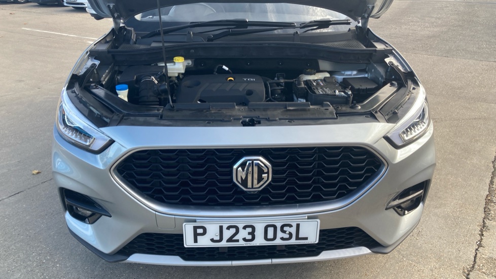 MG ZS 1.0T GDi Exclusive 5dr DCT Petrol Hatchback - Image 8