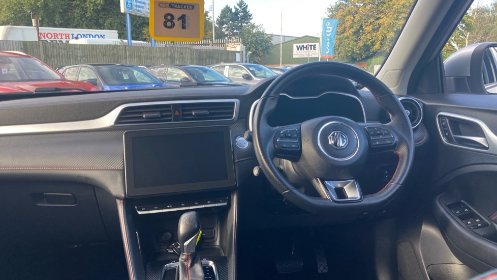 MG ZS 1.0T GDi Exclusive 5dr DCT Petrol Hatchback - Image 10