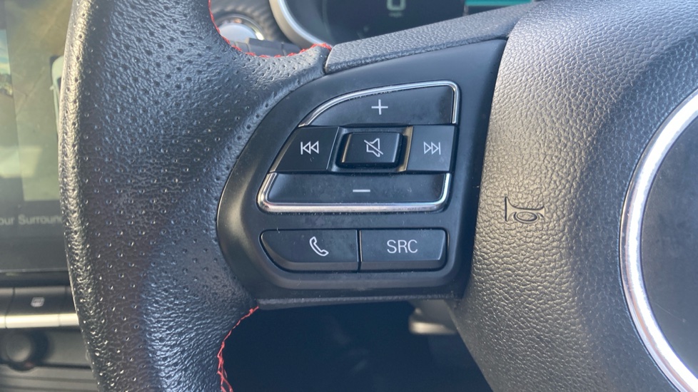 MG ZS 1.0T GDi Exclusive 5dr DCT Petrol Hatchback - Image 32