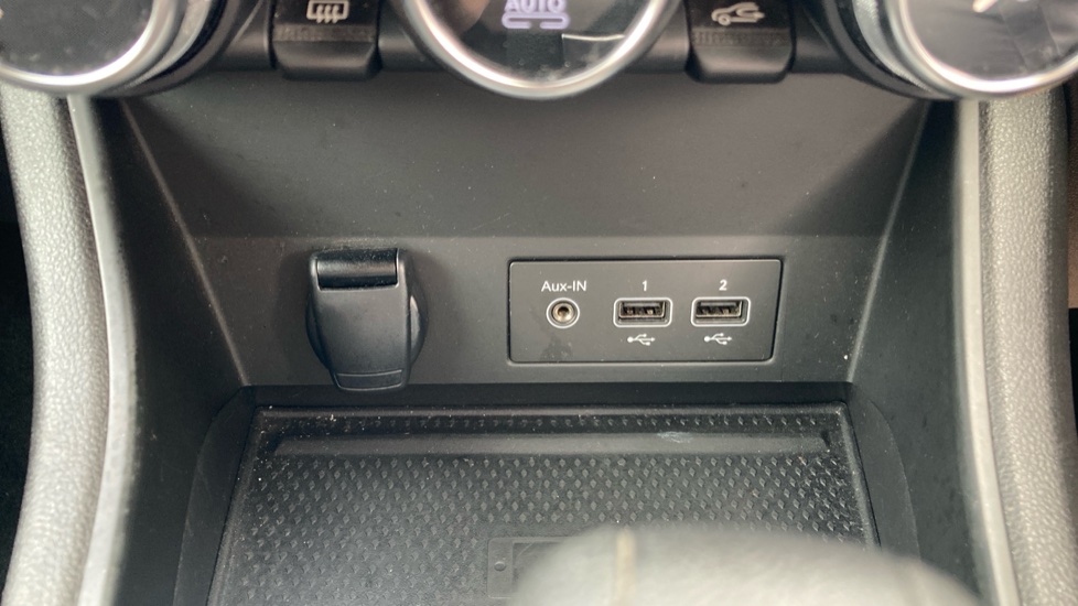 Renault Captur 1.6 E-Tech full hybrid 145 Techno 5dr Auto Hybrid Hatchback - Image 28
