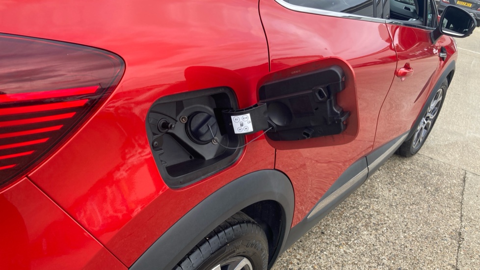 Renault Captur 1.6 E-Tech full hybrid 145 Techno 5dr Auto Hybrid Hatchback - Image 34