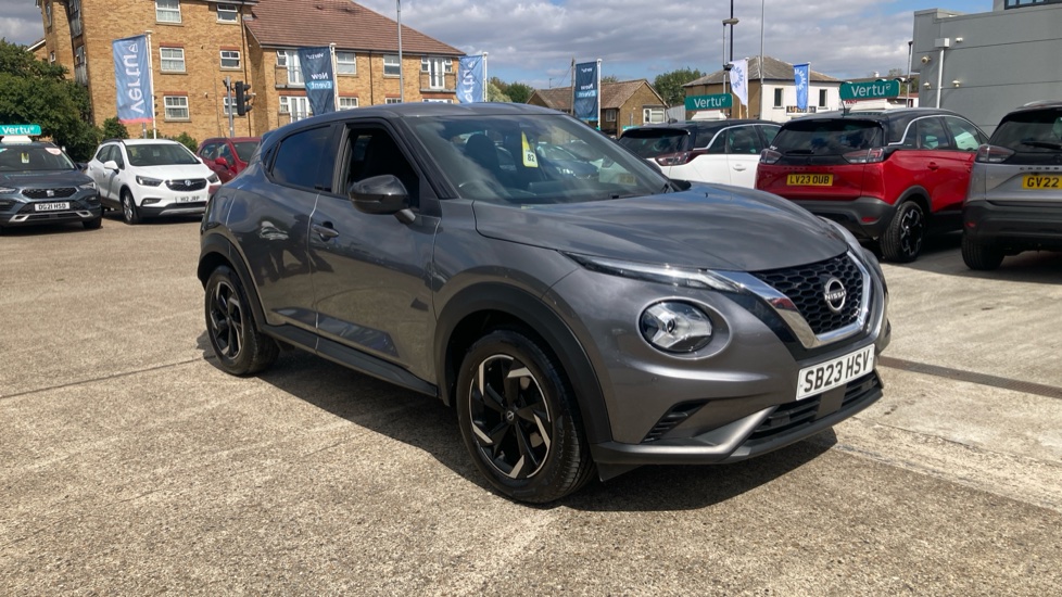 Nissan Juke 1.0 DiG-T 114 N-Connecta 5dr DCT Petrol Hatchback - Image 33