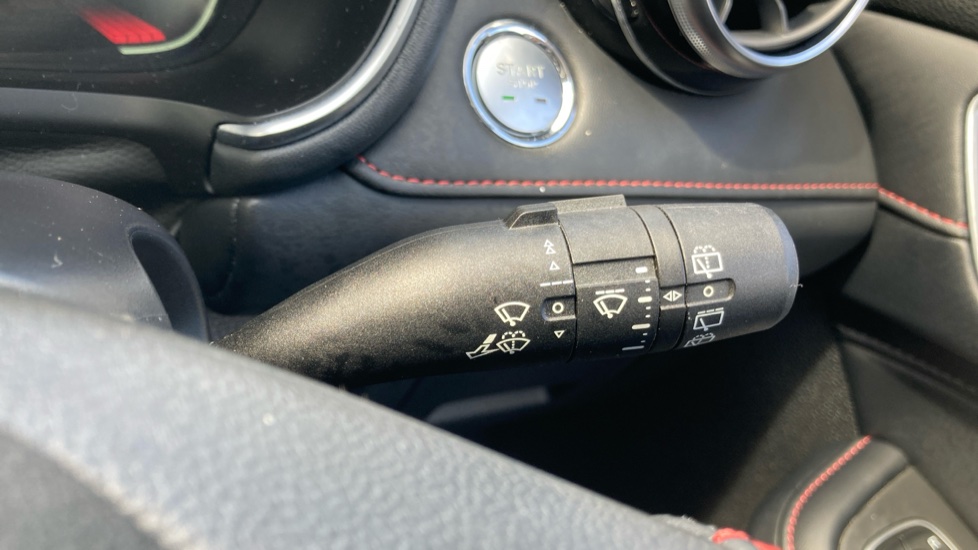 MG HS 1.5 T-GDI Excite 5dr DCT Petrol Hatchback - Image 23
