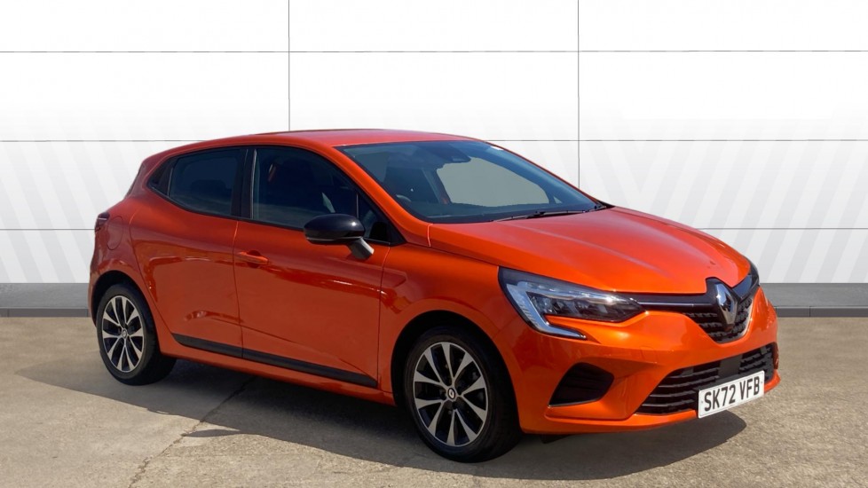 Renault Clio 1.6 E-TECH full hybrid 145 Evolution 5dr Auto Hybrid Hatchback - Image 1