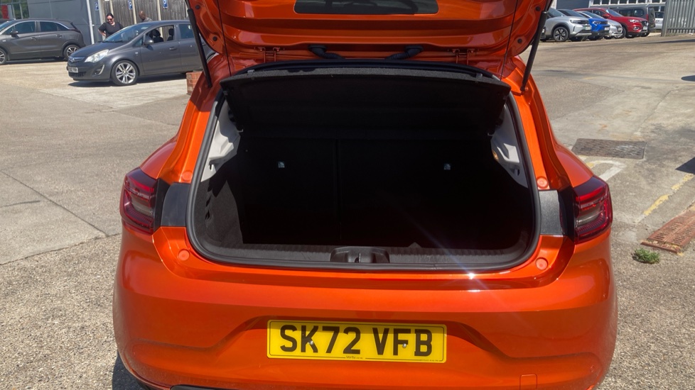 Renault Clio 1.6 E-TECH full hybrid 145 Evolution 5dr Auto Hybrid Hatchback - Image 4