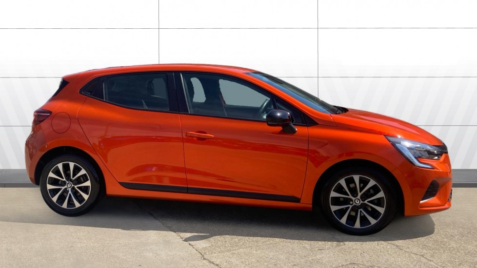 Renault Clio 1.6 E-TECH full hybrid 145 Evolution 5dr Auto Hybrid Hatchback - Image 5